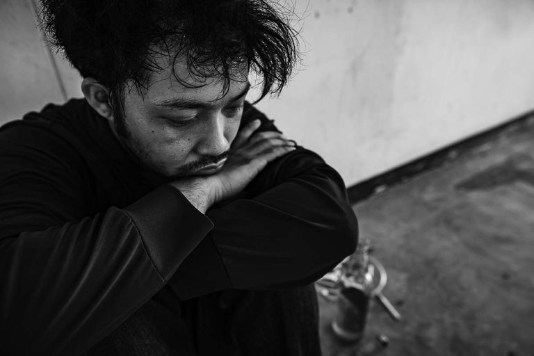 Signs of drug use, dependency and addiction