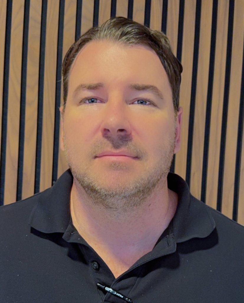 Travis Gray, Therapist